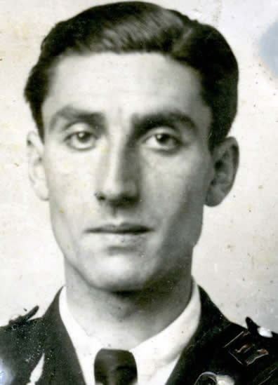 Le lieutenant de gendarmerie Marcel Bouhard en 1945 à Paimboeuf 